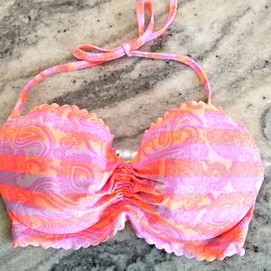 NWOT Victoria secret Brighy Neon. Striped. Paisley  scallop bikini top.